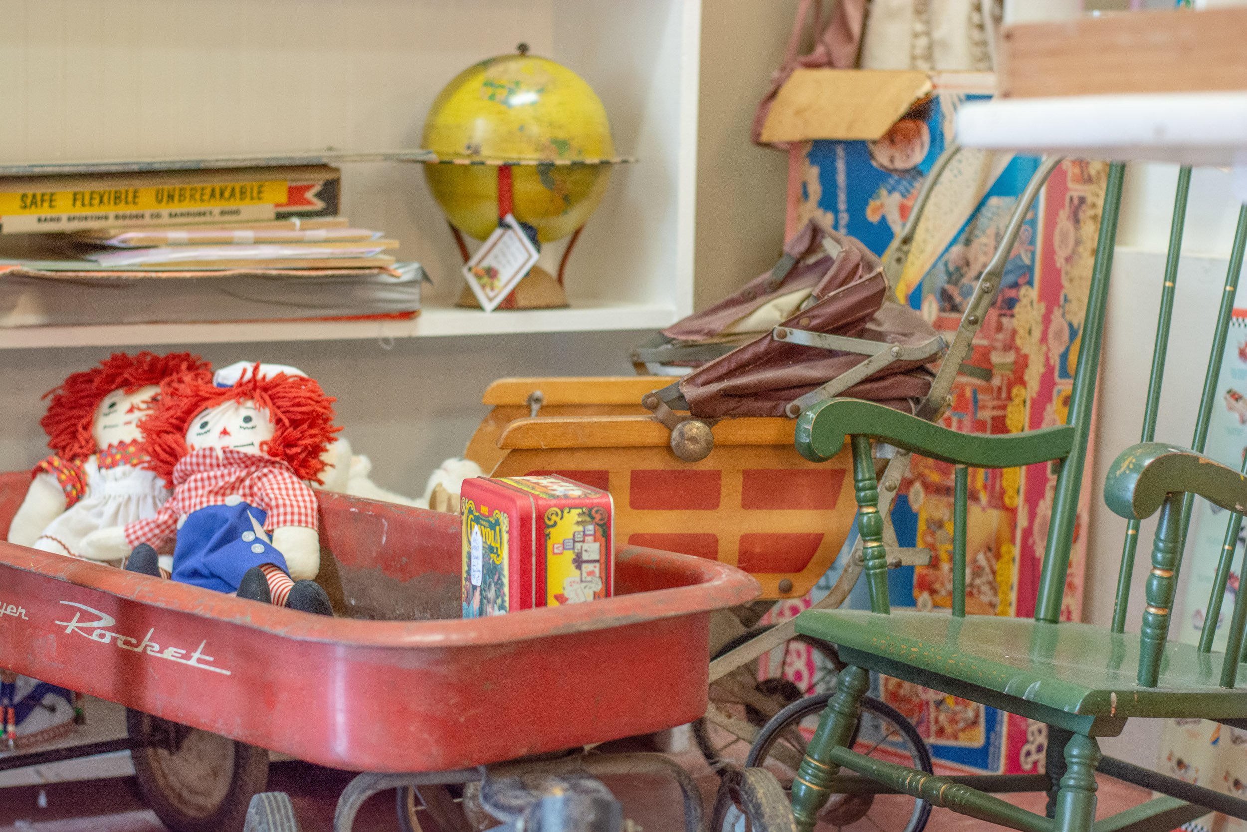 Vintage toys and collectibles
