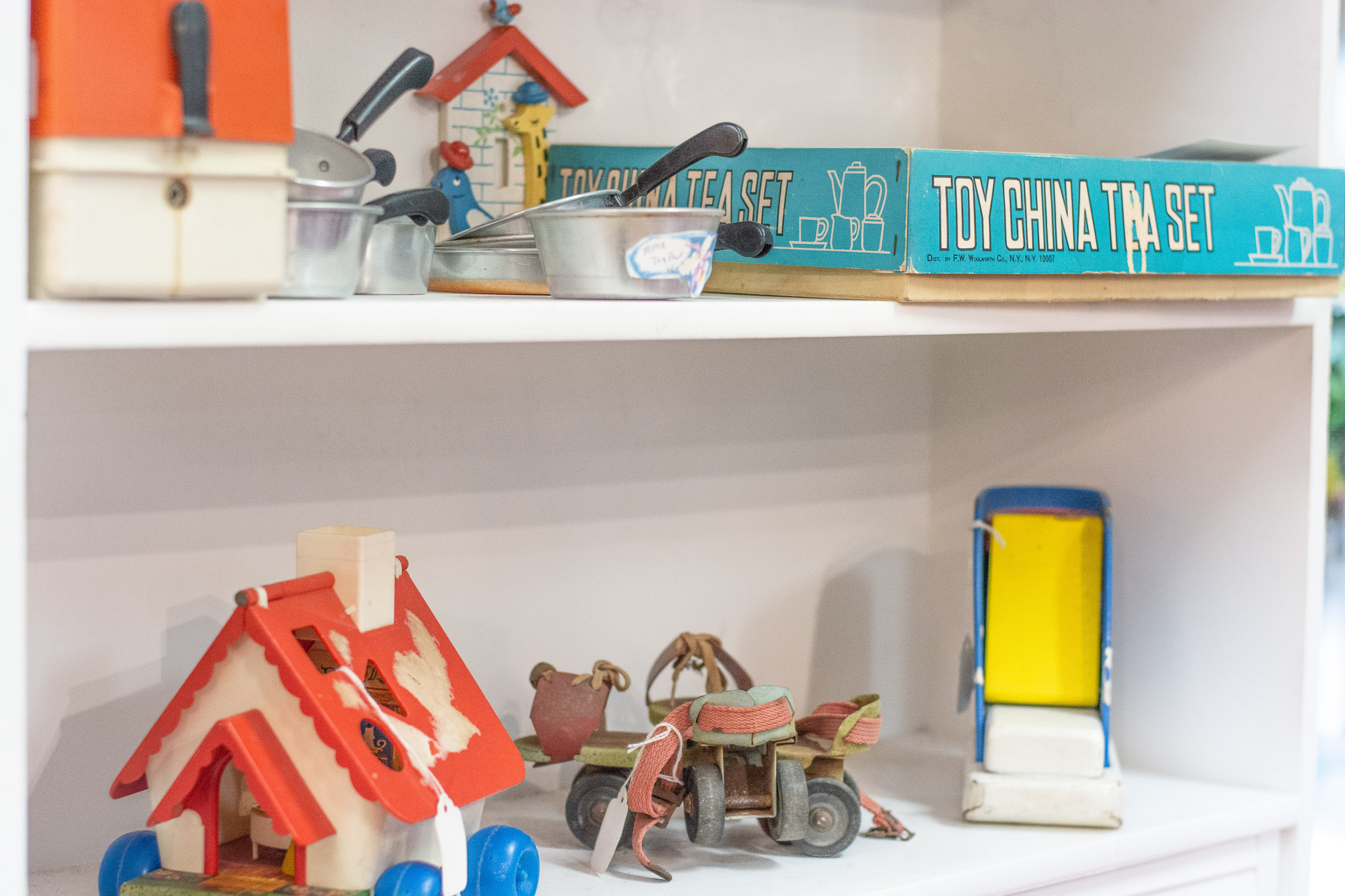 antique toys and vintage games