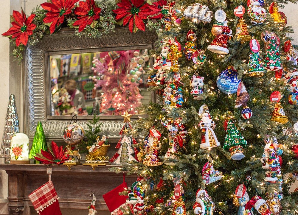 Christmas Round the Corner Fairhope
