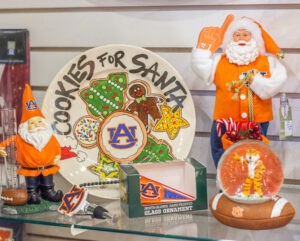 Auburn Christmas Decor