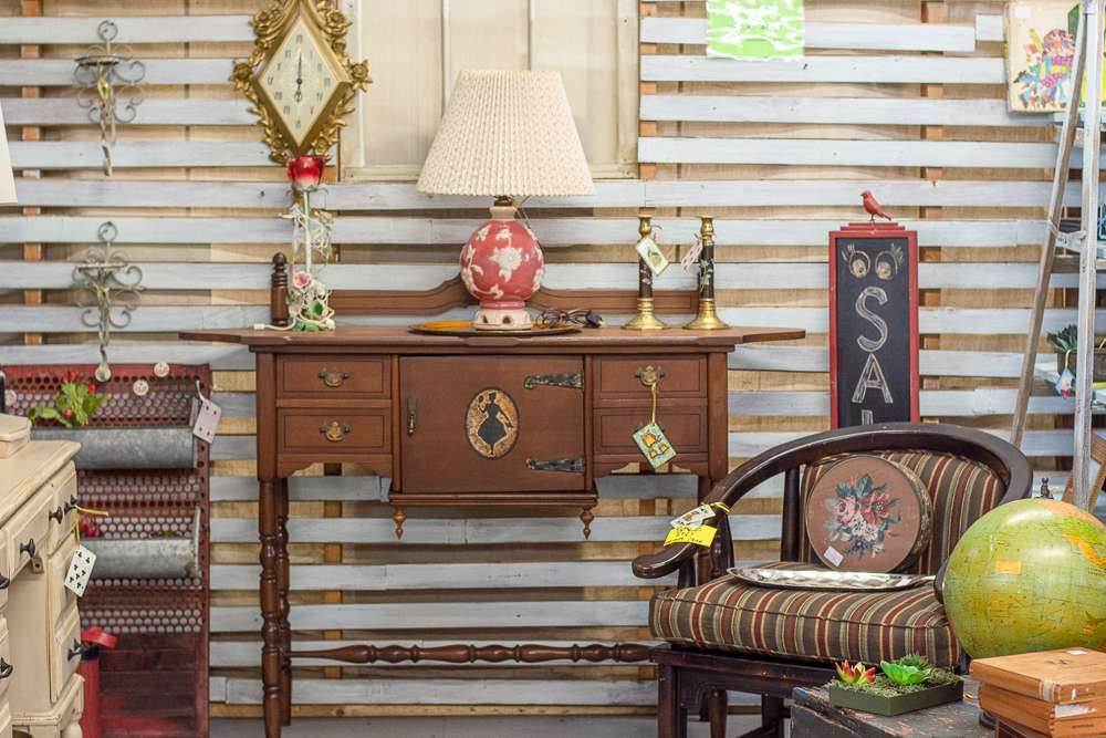 Southern Antiques and Accents