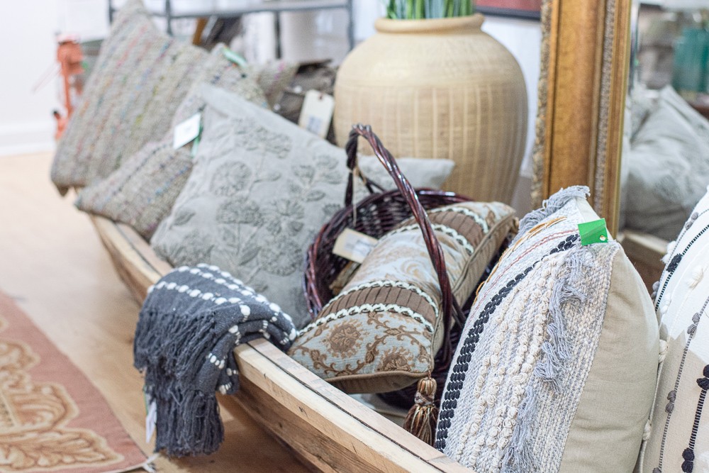 textured throw pillows