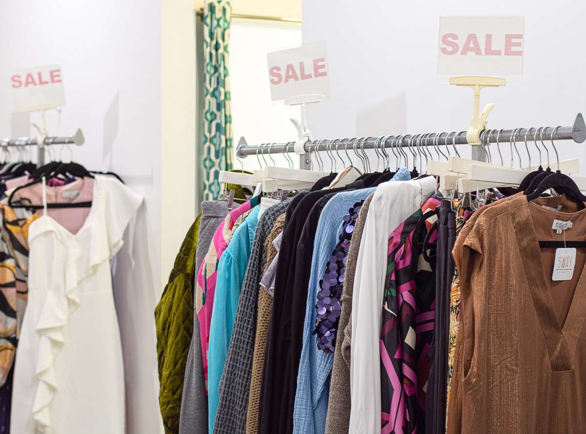 sale rack display