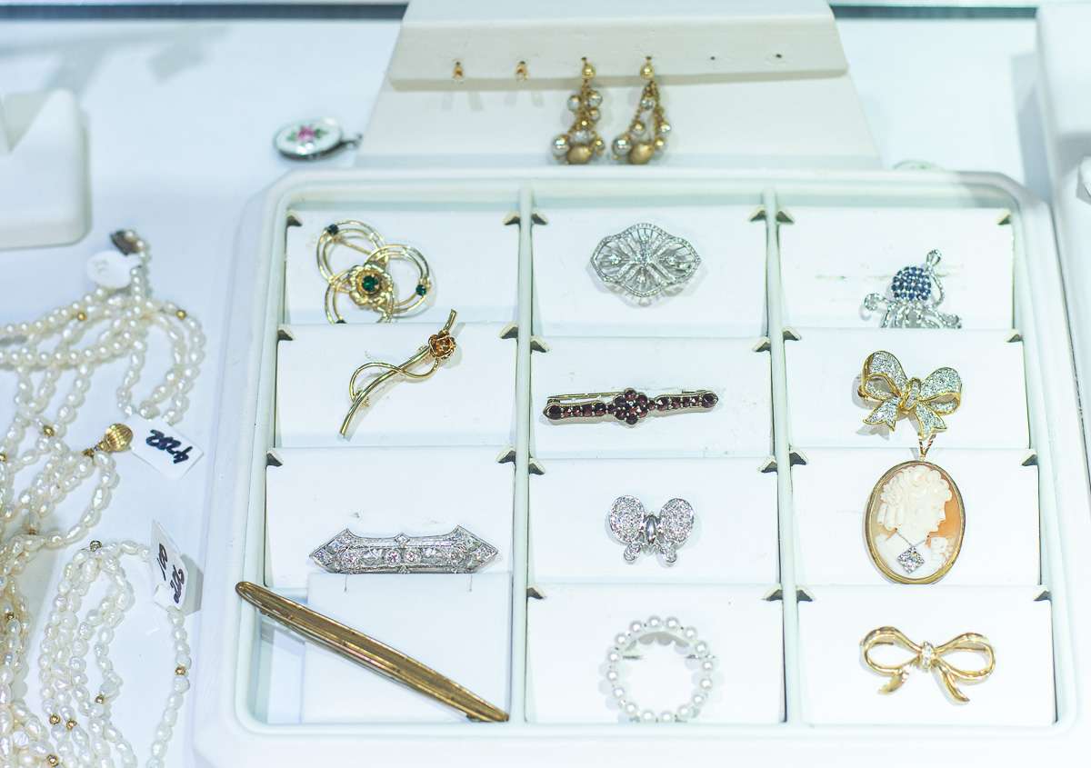 vintage jewelry for sale