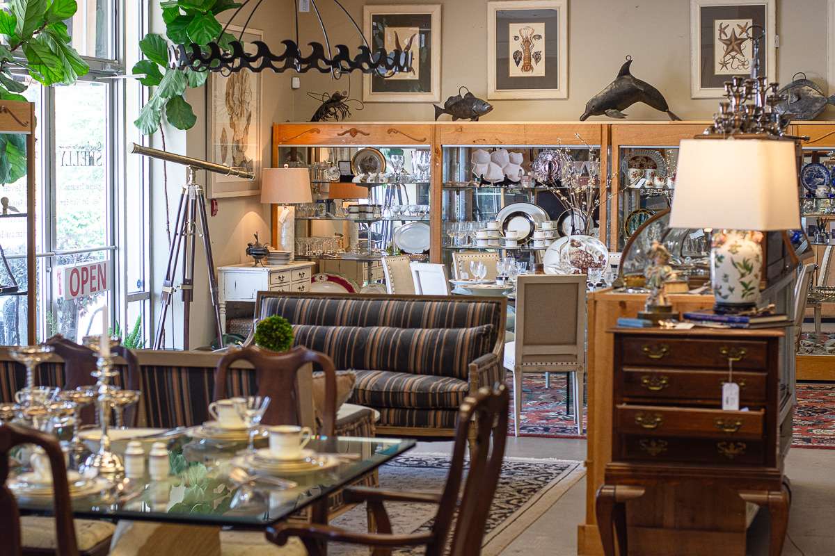 antique store Fairhope, Alabama
