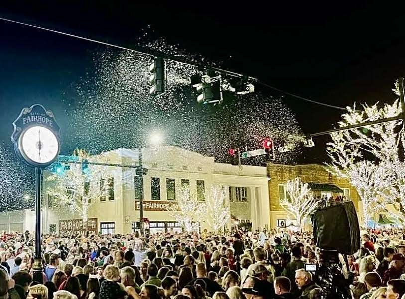 Fairhope's Lighting of the Trees